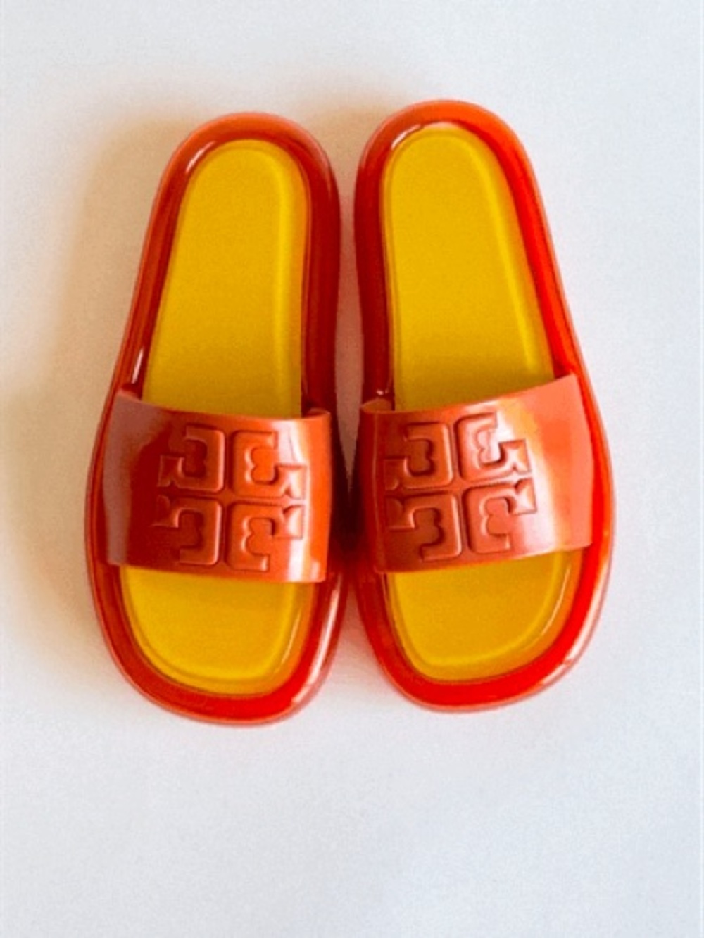 New Tory Burch Orange Yellow Rubber Jelly Plastic Flip Flops Sandals size 5 B